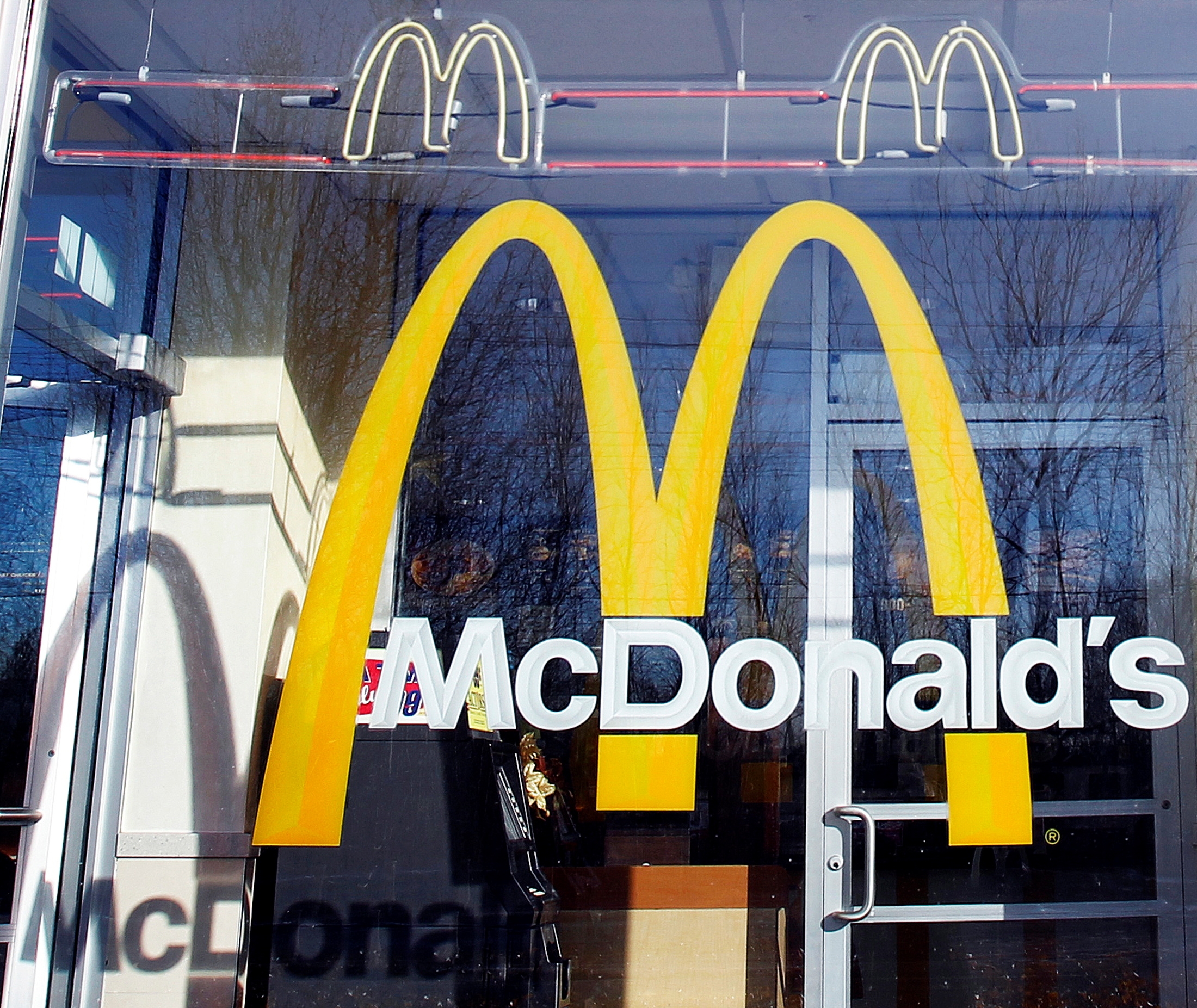 Where’s the beef? McDonald’s, Wendy’s sued over burger sizes