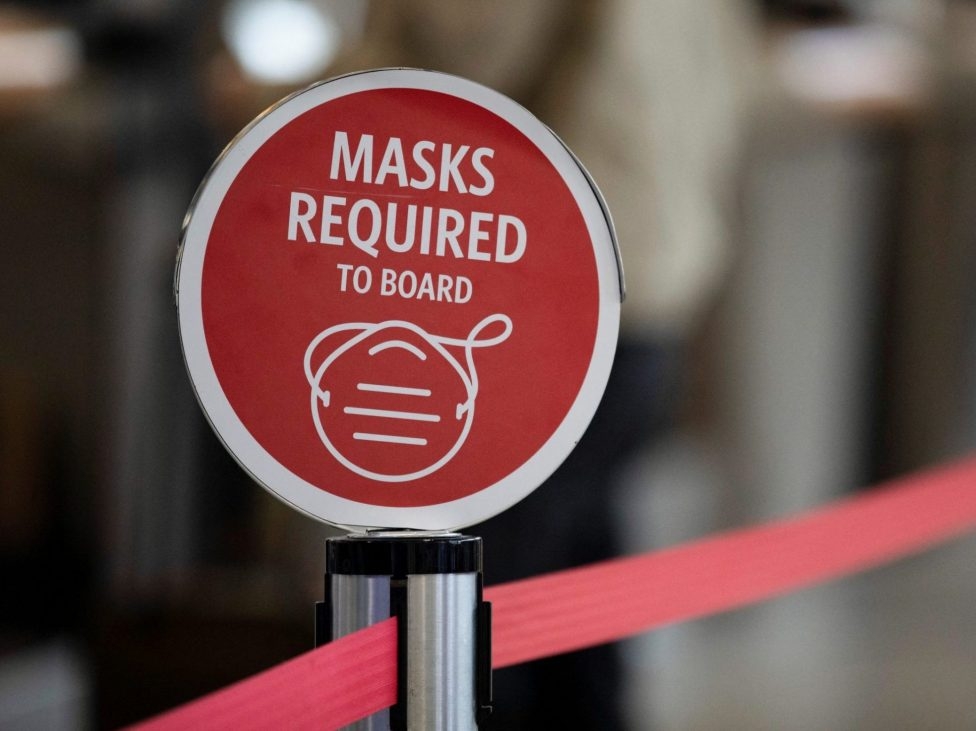 U.S. CDC says travellers should still wear masks on airplanes Toronto Sun