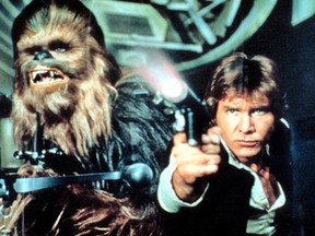 Peter Mayhew and Harrison Ford in Star Wars: Episode IV – A New Hope