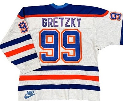 Wayne Gretzky's 1988 Oilers Stanley Cup sweater has $500Gs bid