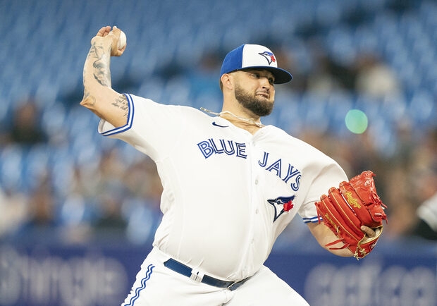 Blue Jays pitcher Hyun Jin Ryu on 10-day IL with forearm