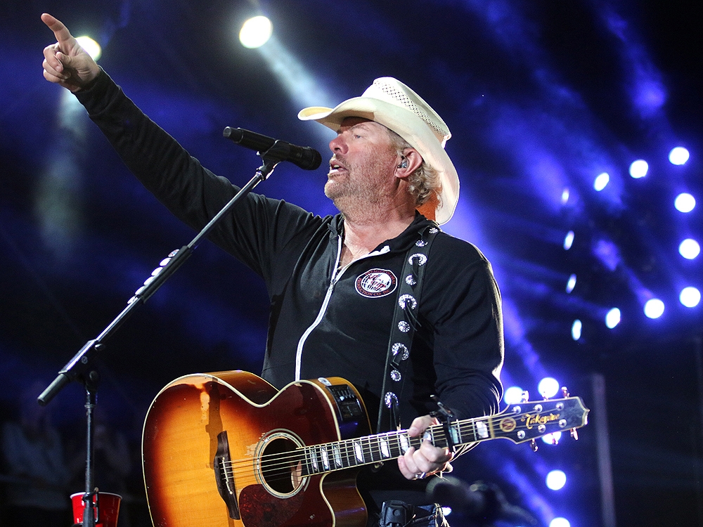 Toby Keith Says He Has Stomach Cancer - The New York Times