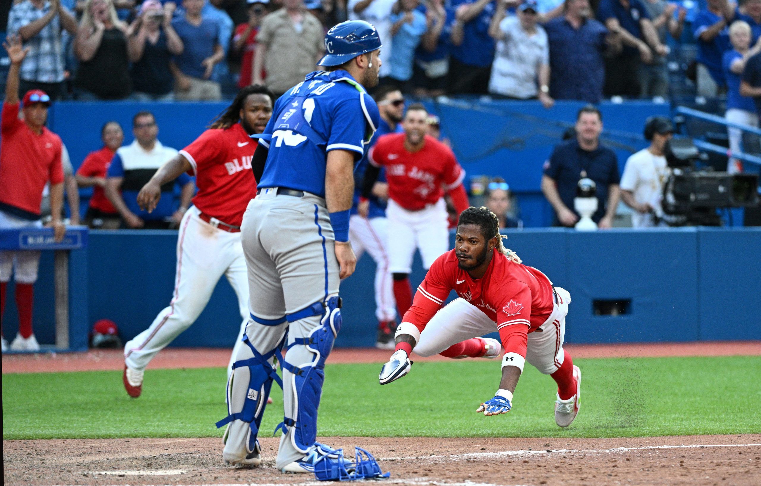 Bobby Witt Jr. plays hero on his first day at work, Royals win 3-1