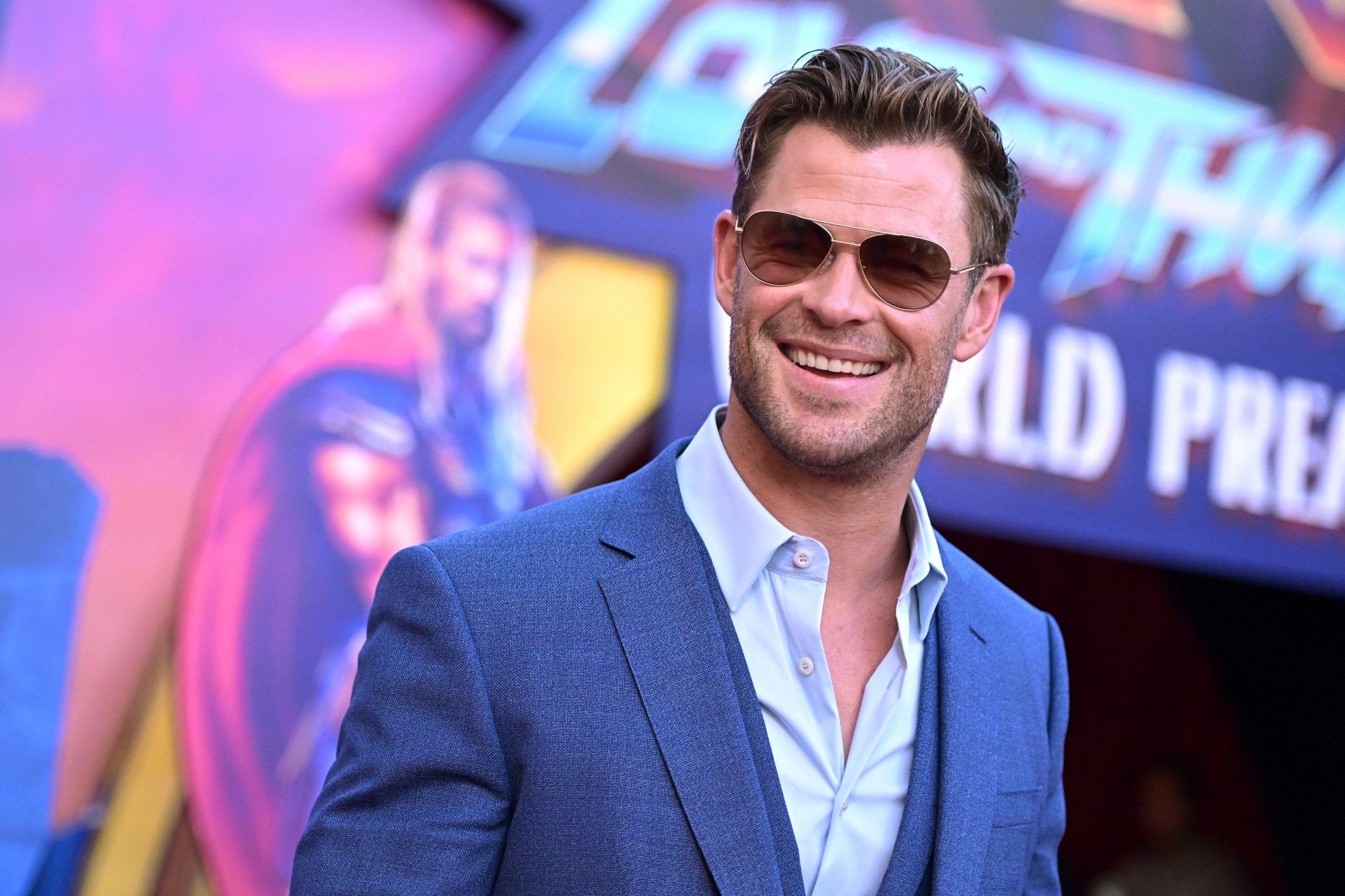 WATCH: Chris Hemsworth Talks Naked Butt Scene In 'Thor: Love And ...