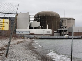 Das Kernkraftwerk Pickering in Pickering, Ontario.  Mittwoch, 16. März 2011. Ontarios Stromsystem sucht nach mehr Stromerzeugern – mit steigender Nachfrage und einem großen Kernkraftwerk, das kurz vor der Stilllegung steht – ein Prozess, der wahrscheinlich mehr Erdgaserzeugung sicherstellt, da die Regierung gleichzeitig versucht, die Abhängigkeit davon zu beenden .