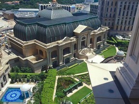 Der Grand Lisboa Palace Casino and Resort-Komplex ist am Montag, den 11. Juli 2022 in Macau zu sehen.