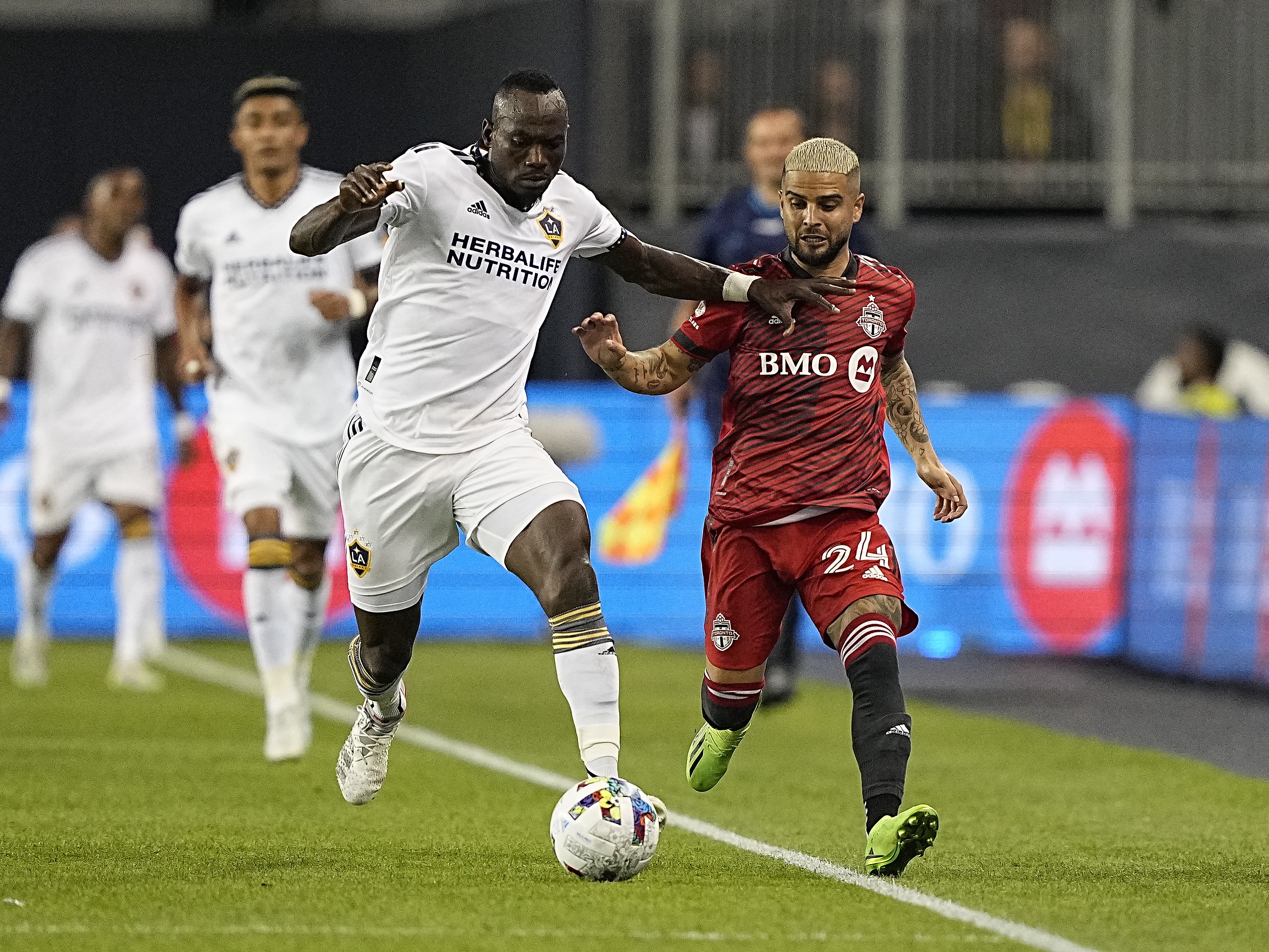 Riqui Puig scores in 89th minute to give Galaxy a tie with Toronto