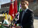 Der Liberale Chris Bittle, Abgeordneter von St. Catharines, kündigt am Mittwoch in der Decew-Wasseraufbereitungsanlage in St. Catharines Bundesmittel in Höhe von 14,6 Millionen US-Dollar für Wasser- und Abwasserinfrastrukturprojekte in Niagara an.