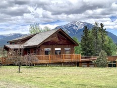 Beautiful scenery is abundant at Echo Valley Ranch. VERONICA HENRI/TORONTO SUN