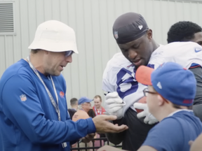 Buffalo Bills backup quarterback Case Keenum has some fun at training camp.