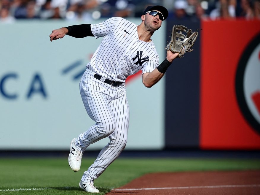 New York Yankees trade Joey Gallo to Los Angeles Dodgers