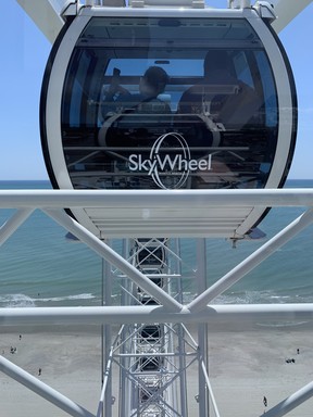 Cruising to 61 metres (200 feet) above the oceanfront beach on SkyWheel in Myrtle Beach, S.C. Kevin Hann/Toronto Sun