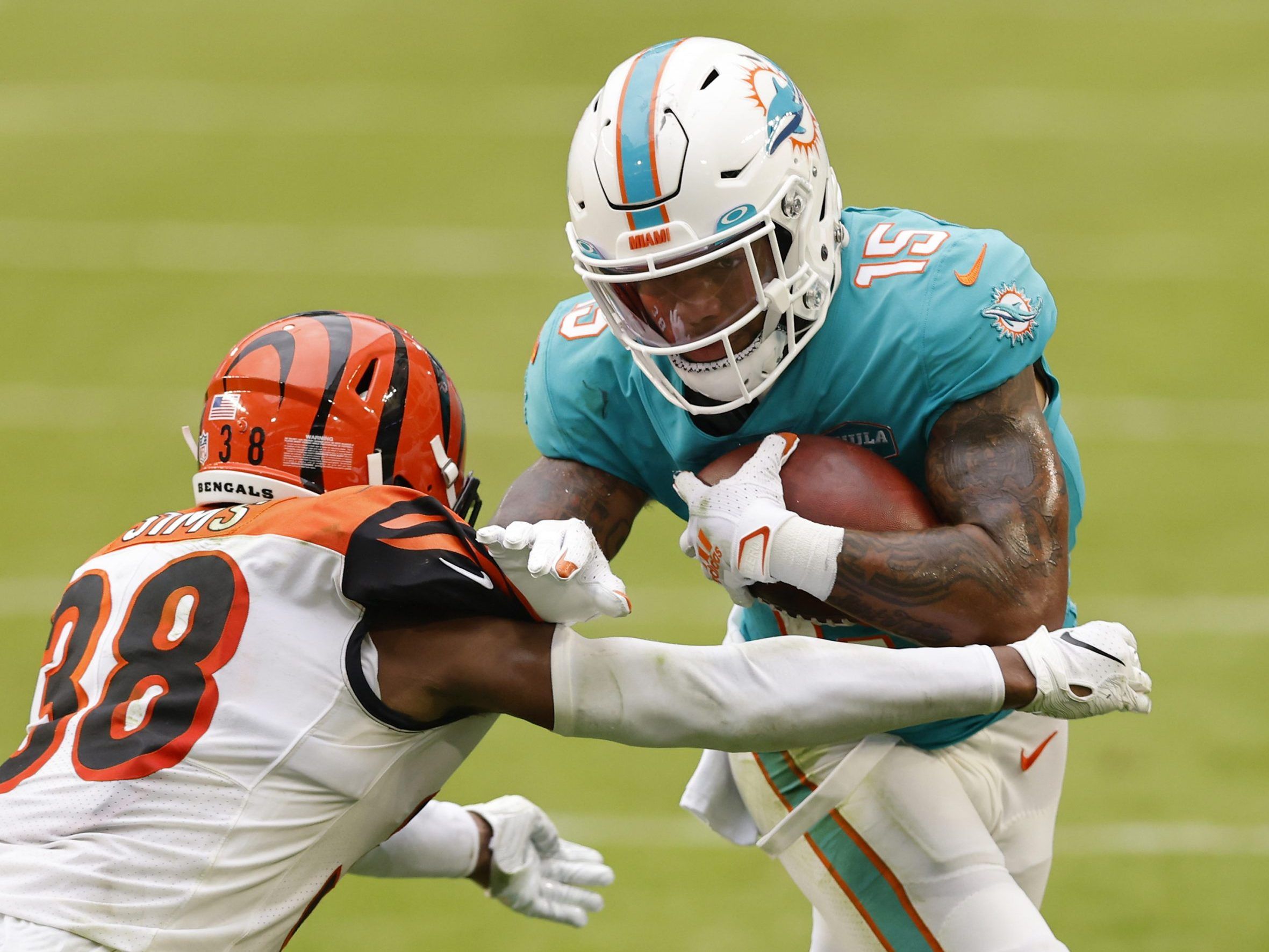 Miami Dolphins wide receiver Lynn Bowden Jr. (3) runs during an