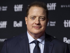 Brendan Fraser nimmt während des Toronto International Film Festival an den TIFF Tribute Awards im Fairmont Royal York Hotel teil.