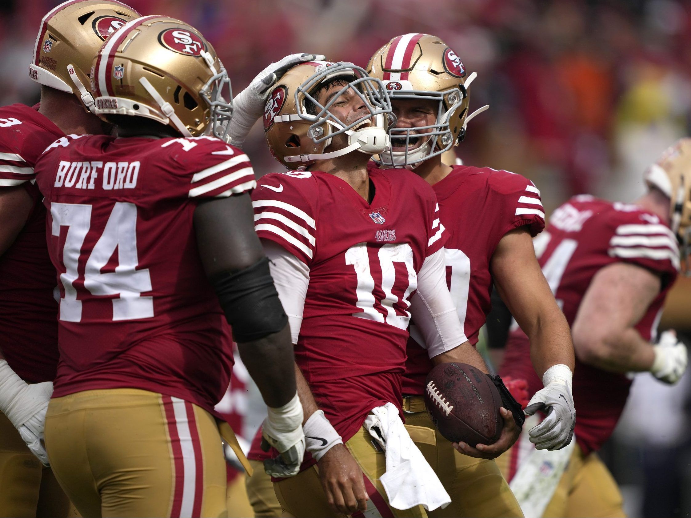 49ers' Trey Lance's season over after suffering broken ankle vs. Seahawks