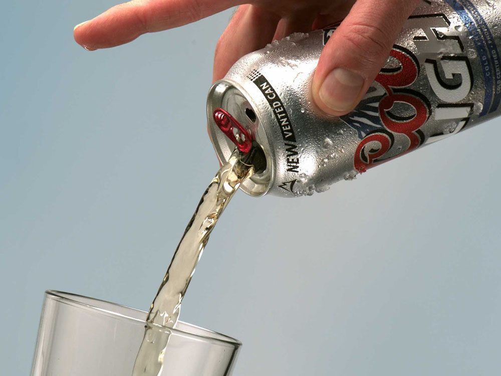 Florida highway covered in Coors Light beer after semi crash