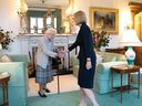 Königin Elizabeth II., Premierministerin Liz Truss, am 6. September 2022 in Balmoral.