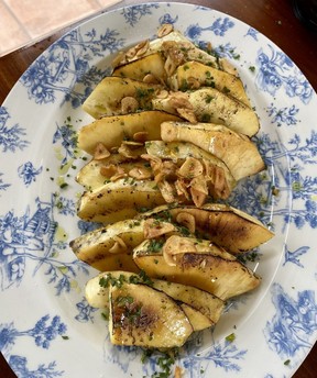 Breadfruit with sea salt, honey, crispy garlic and herbs at Summerhouse. Cynthia McLeod/Toronto Sun