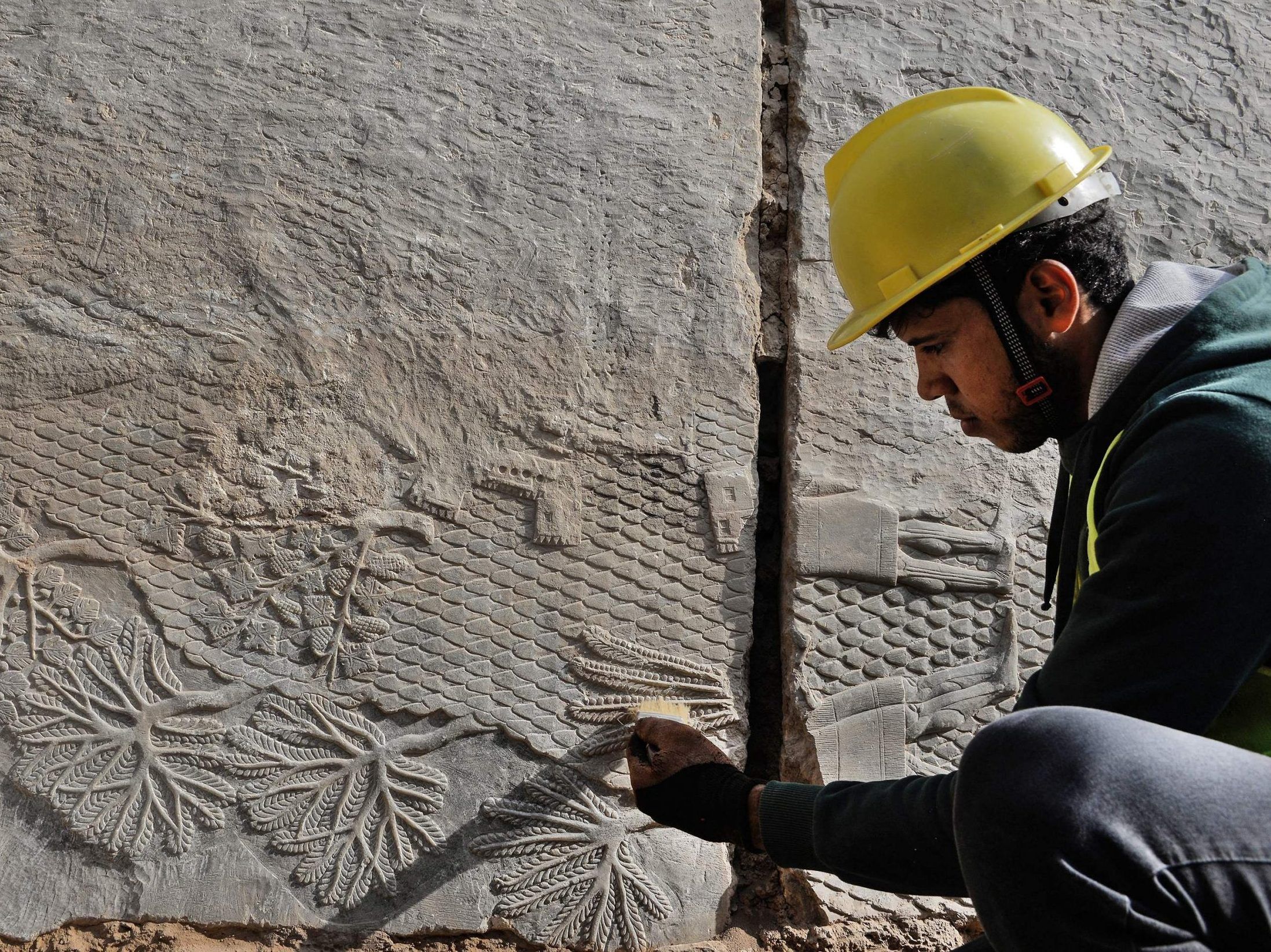 2 700 Year Old Rock Carvings Discovered In Iraq S Mosul Toronto Sun   AFP 32LP7NA Scaled E1666788060707 