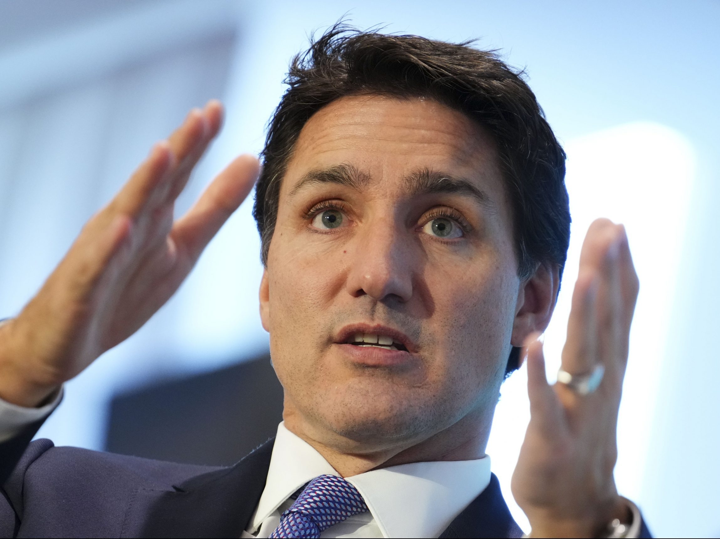 Lwmhtrudeau Castro Son 10 - q9leimj