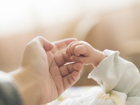 Two New Jersey sisters gave birth to their respective daughters on the same day -- Oct. 2 -- despite their due dates being three weeks apart, reports PEOPLE.