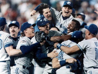 Joe Carter, Dave Stieb celebrate 1992 World Series team