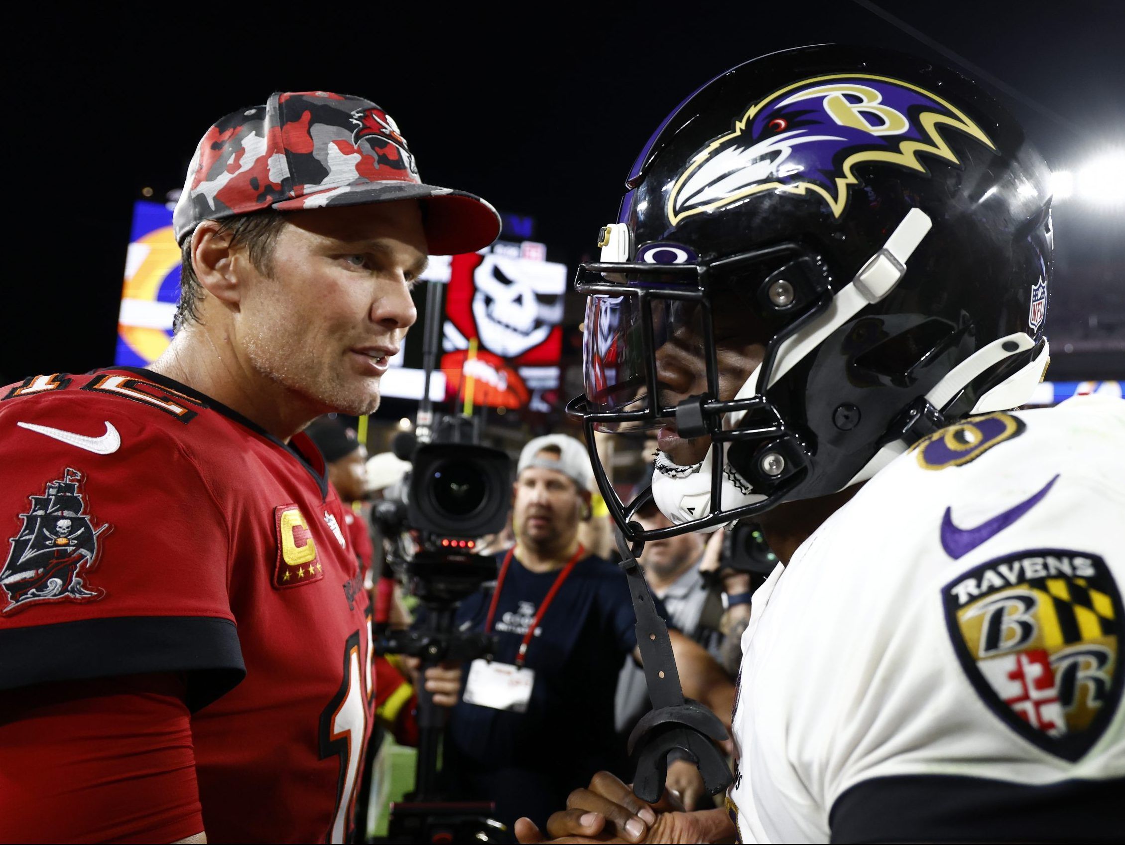 Tom Brady, Lamar Jackson meet for 2nd time in their careers