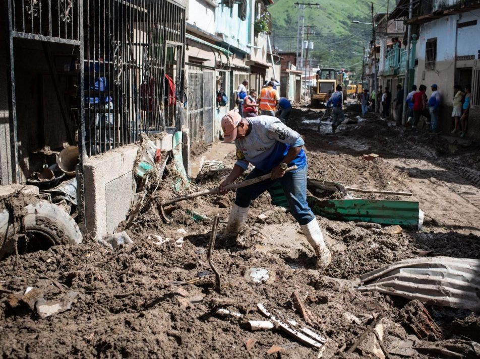 Venezuela searches for missing after landslide; 43 dead | Toronto Sun