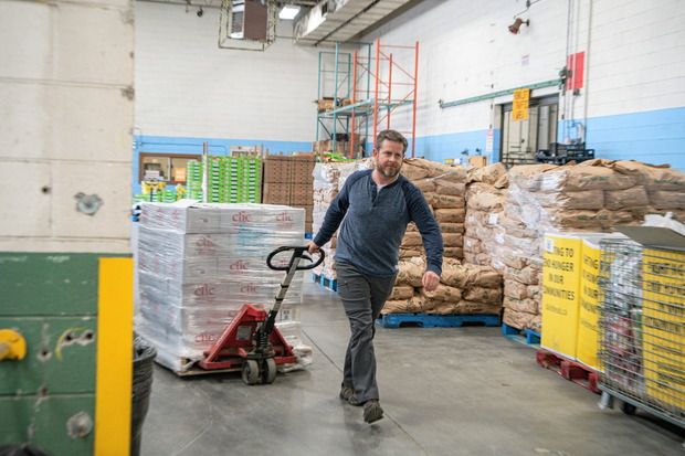 Daily Bread Food Bank Looks For Help With Dire Situation Toronto Sun   Neil 