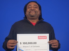 Wayne Tomlinson scratched his way to a $100,000 lotto win.