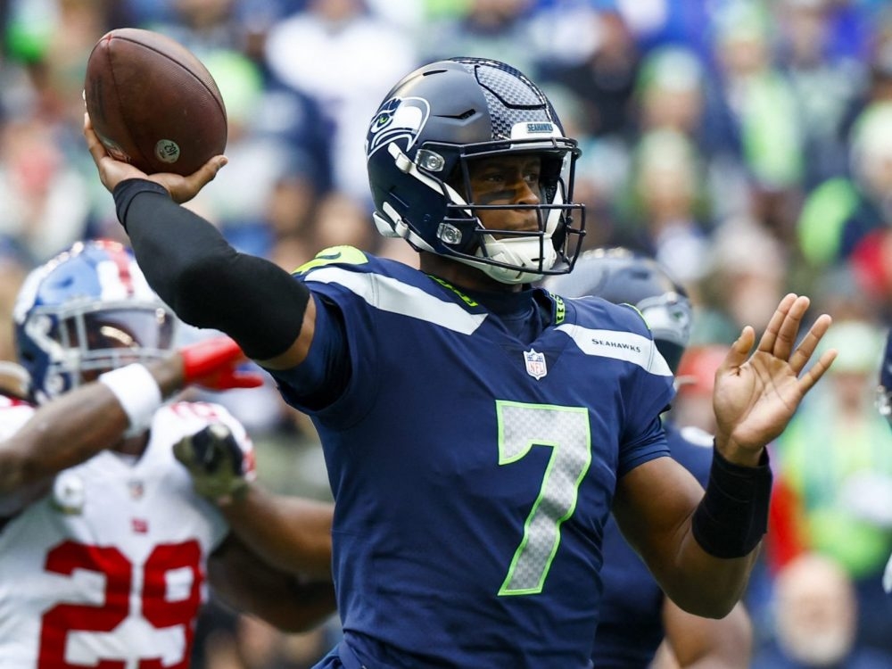 Can Seattle Seahawks Keep Monday Night Magic Going vs. Desperate New York  Giants?