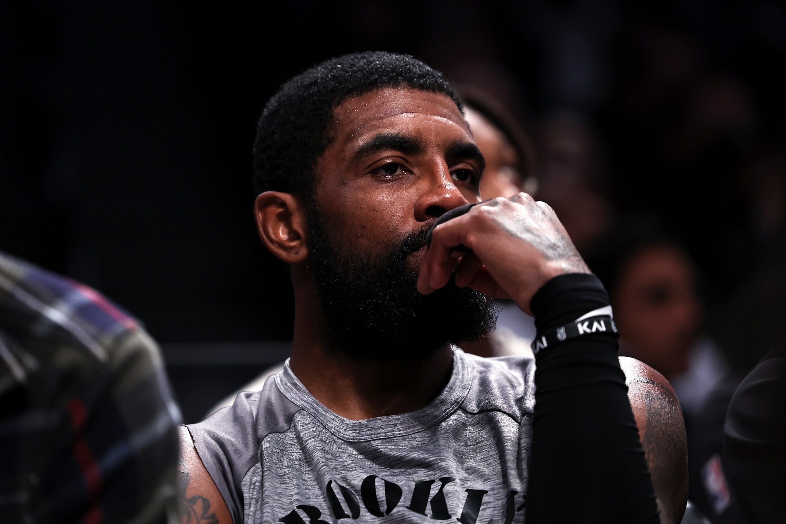 Kyrie Irving Apologizes After Suspension Says Fighting Anti Semitism Toronto Sun