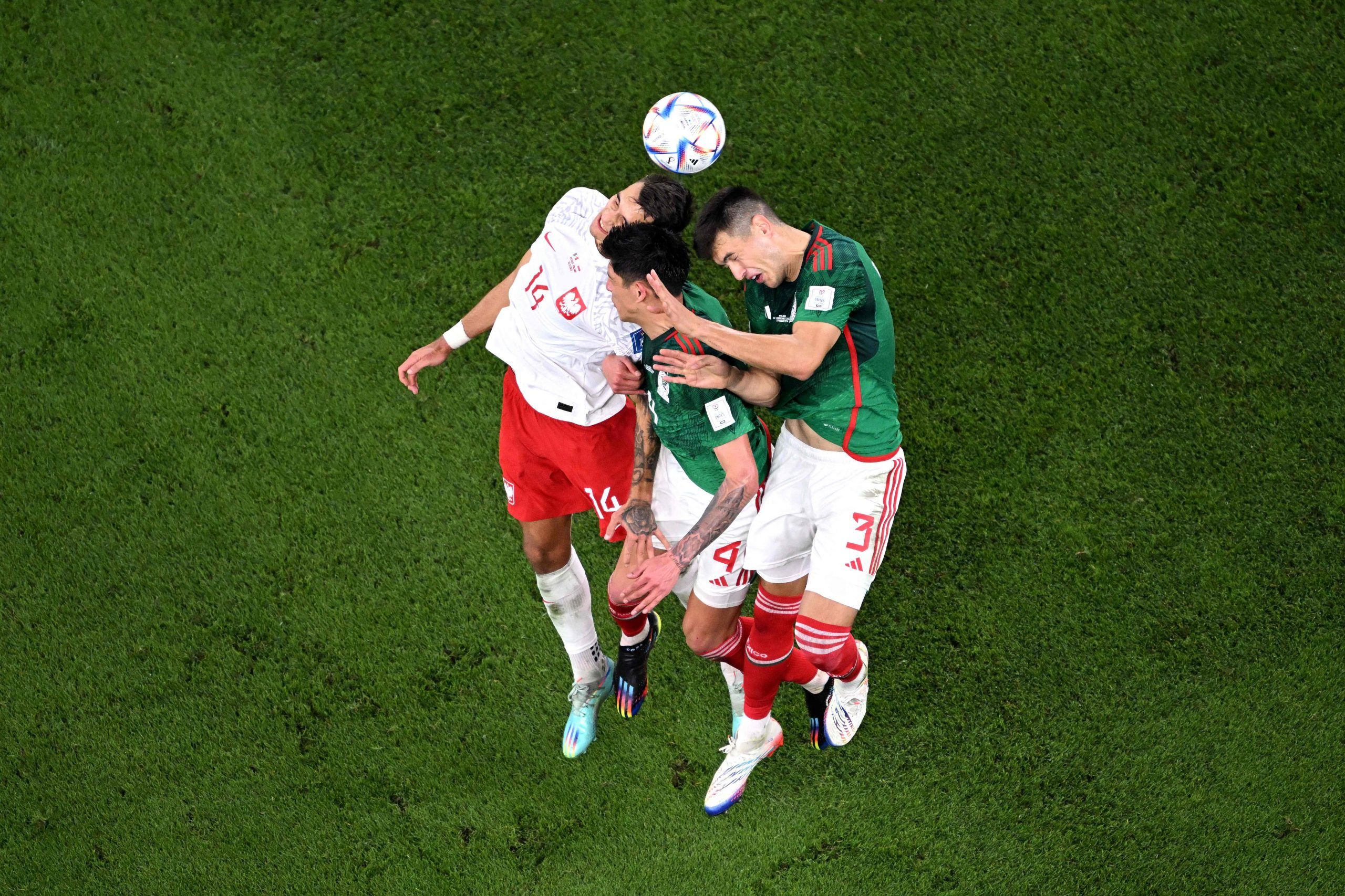 Mexico 0-0 Poland: Robert Lewandowski has penalty saved in World