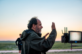 Luca Guadagnino on the set of Bones and All.