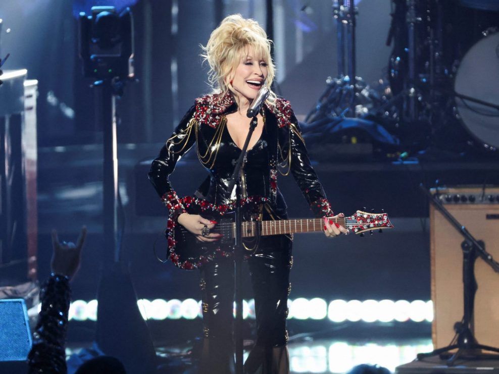 Duran Duran Stumbles, Dolly Parton Rolls Into Rock Hall 