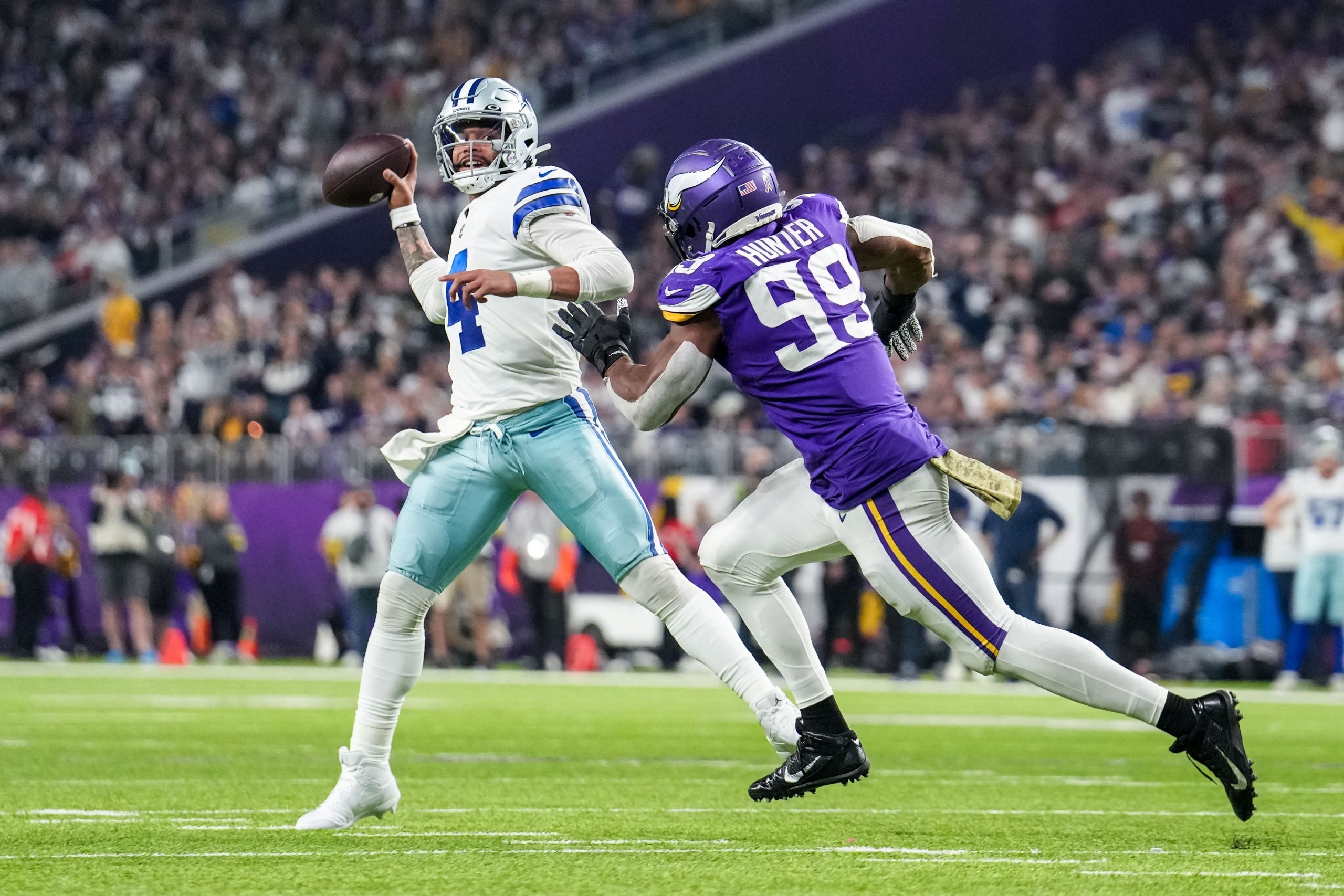 Cowboys at Vikings: Micah Parsons helped lead a 40-3 win in