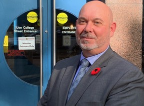 IDSINGA AN AMAZING LEADER: Toronto Police Det. Sgt. Steve Smith, head of the cold case unit, has solved three of the GTAs most heartbreaking murders.