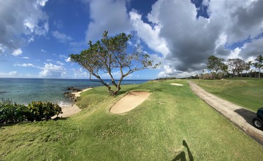 The stunning par-3 5th hole at Teeth of the Dog.