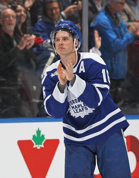 Leafs down Sharks as Marner ties franchise record with 18-game