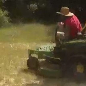 An accused boat thief was arrested in Florida after trying to escape arrest on a riding lawnmower in July. OKALOOSA COUNTY SHERIFF’S OFFICE HANDOUT