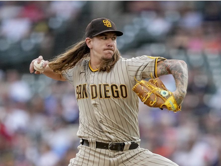 MLB launches probe into White Sox pitcher Mike Clevinger for 'abusing the  mother of his daughter