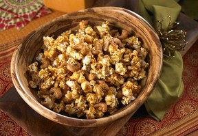 Coconut curry cashew popcorn – www.popcorn.org