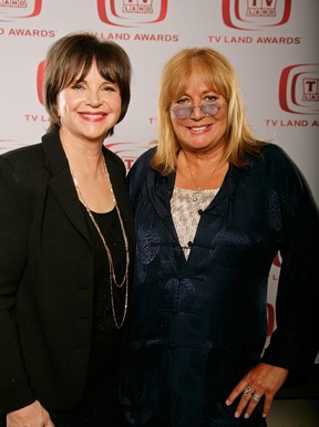 Actresses Cindy Williams (L) and Penny Marshall pose for a portrait during the 6th annual “TV Land Awards” held at Barker Hanger on June 8, 2008 in Santa Monica, California. (Photo by Todd Williamson/Getty Images for TV Land)