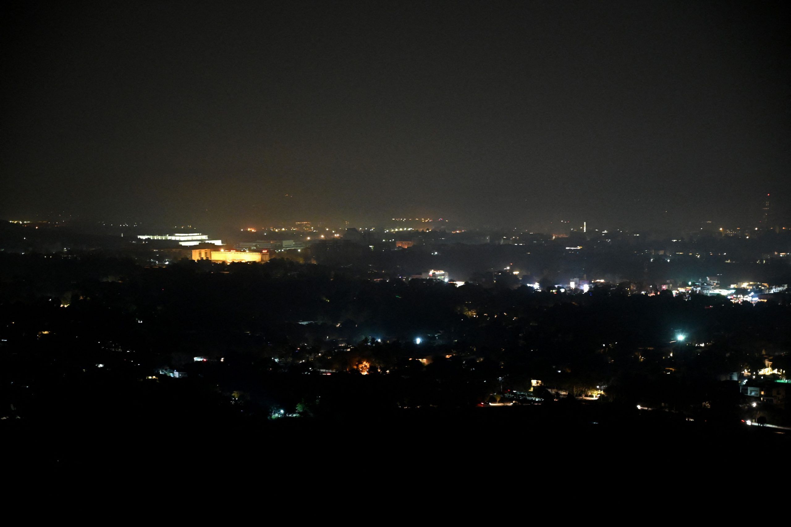 Lights out in Pakistan as energy-saving move backfires | Toronto Sun