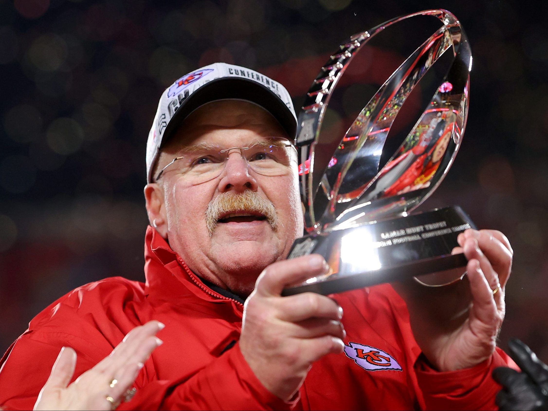 Kansas City Chiefs presented with Lamar Hunt trophy following AFC  Championship win vs. Cincinnati Bengals