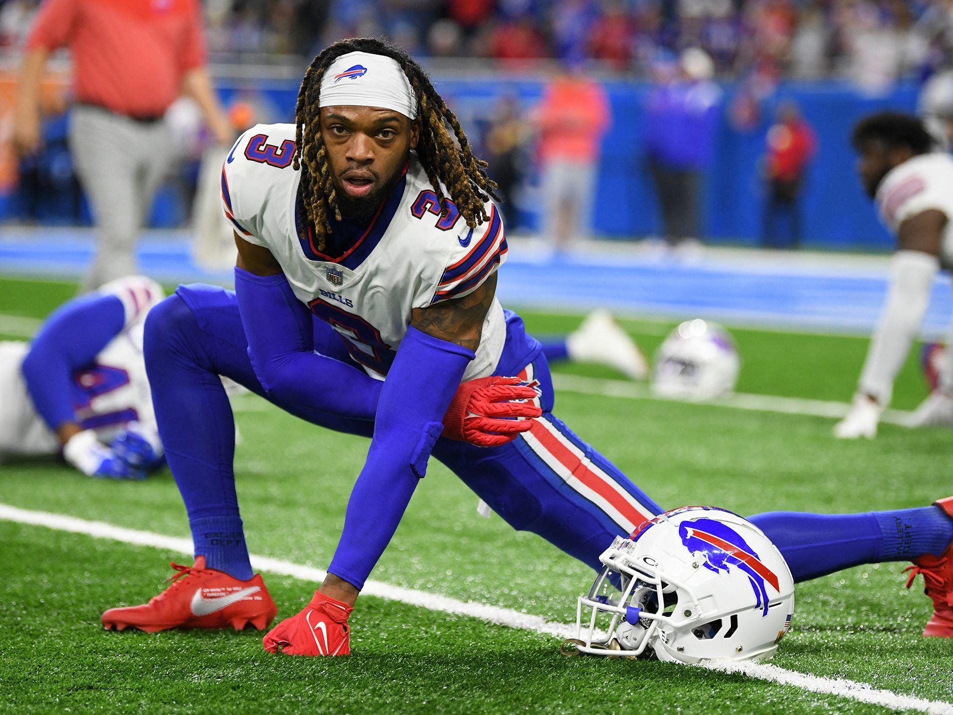 Bills safety Damar Hamlin returns