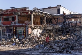 A destroyed building is pictured in the aftermath of a deadly earthquake in Elbistan, Turkey February 14, 2023. REUTERS/Maxim Shemetov