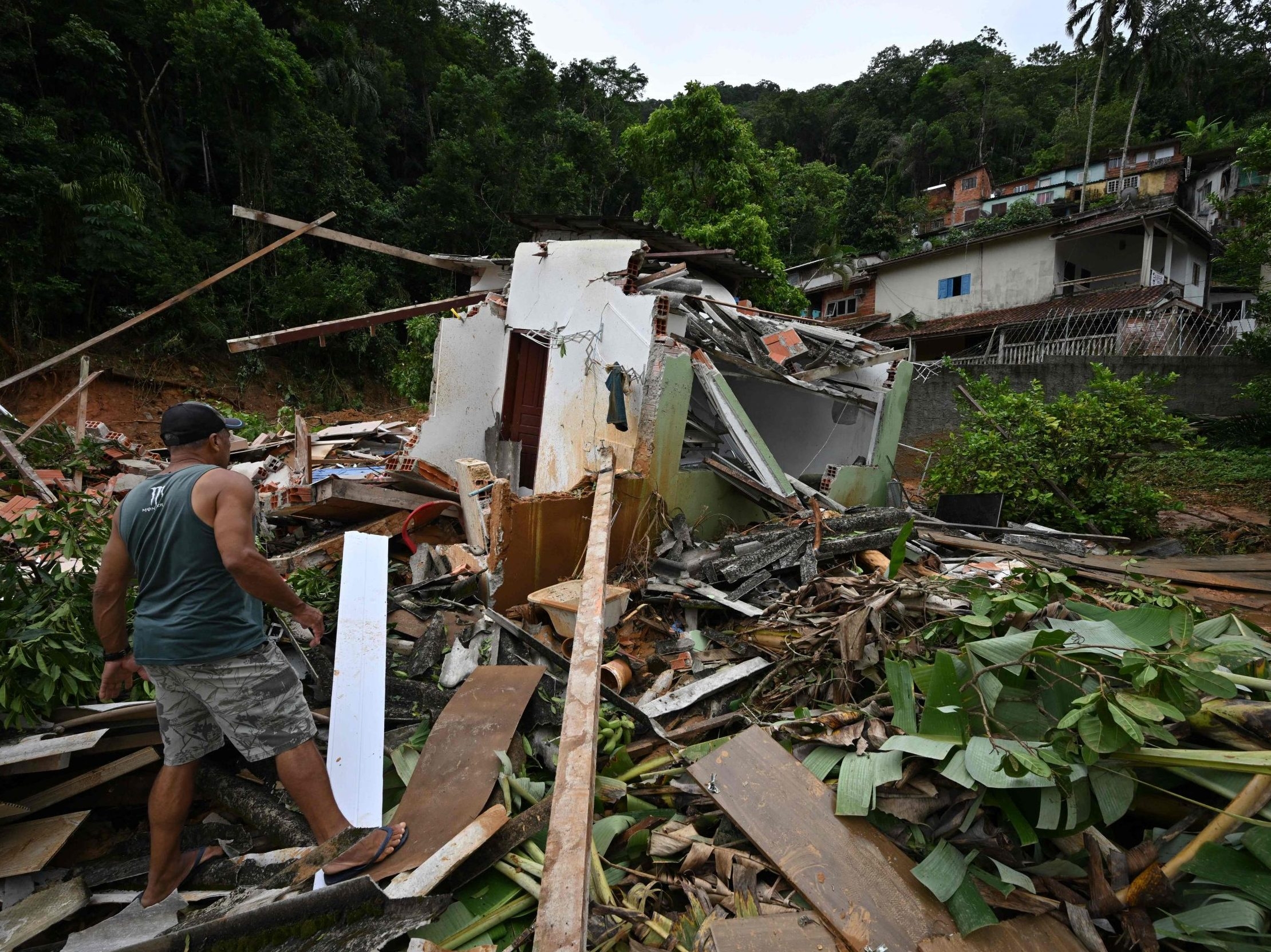 Brazil landslides and flooding kills 36 | Toronto Sun