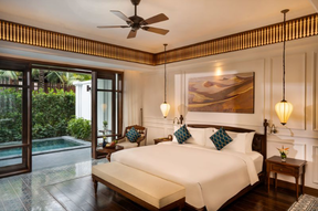 The luxurious rooms at Anam Mui Ne are decorated with local woodwork and paintings. Source: Anam Mui Ne