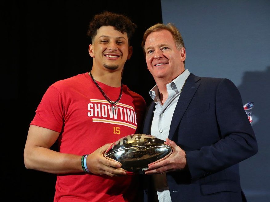 Chiefs quarterback Patrick Mahomes wins NFL MVP, offensive player of year  awards